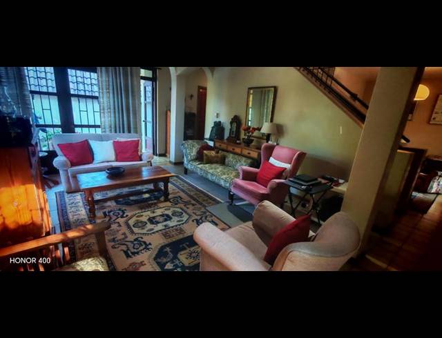 3 BEDROOM APARTMENT FOR SALE IN UVONGO BEACH